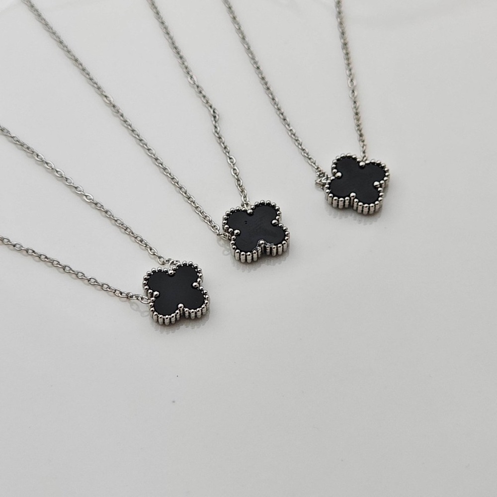 Elegant Silver and Black Clover Necklace